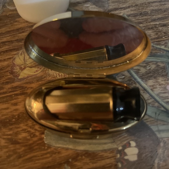 VTG MAX FACTOR Hi Society Gold Tone Lipstick Compact Mirror Clear Clear Red - Picture 5 of 6